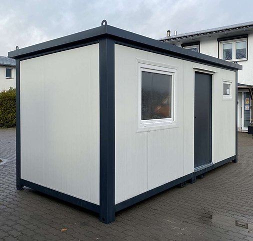 Contenedor 5x2,40m + Sanitario - Imagen 5