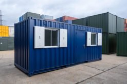 Contenedor de oficina de 20' con 2 ventanas