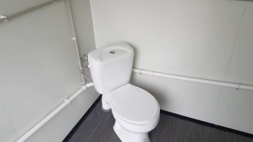 Remolque Sanitario con Doble Aseo - Imagen 6